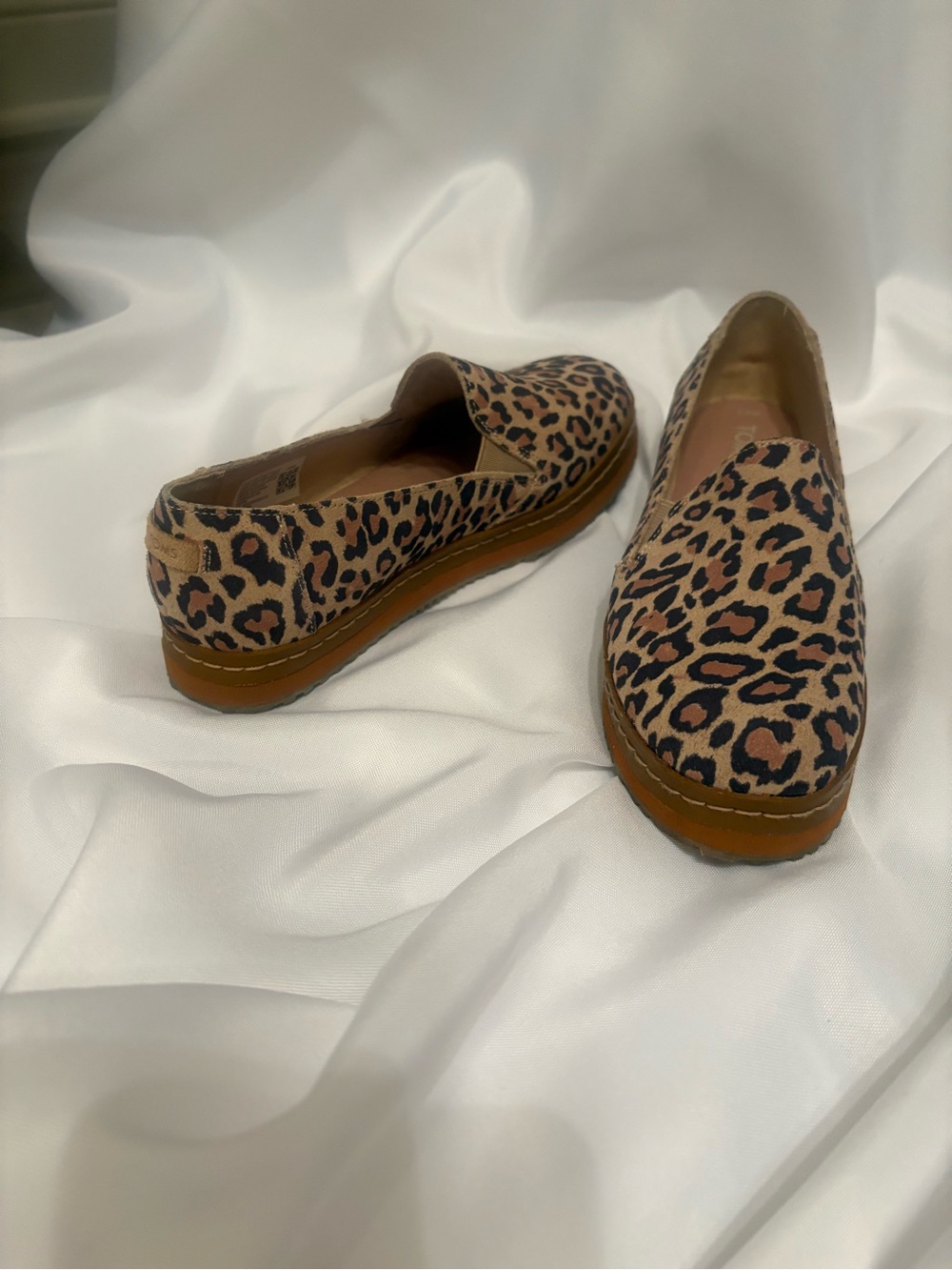 Tom’s Leopard Print Slip-On Women’s Loafers - Tan/Black